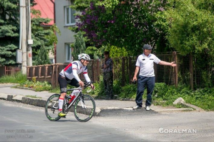 shilanyasgoralman2016_cycling_w1.jpg
